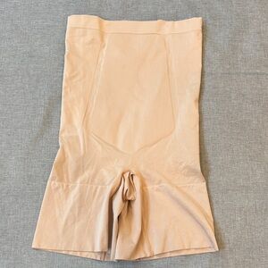 SPANX size large High-Waisted Shapewear Shorts in Nude